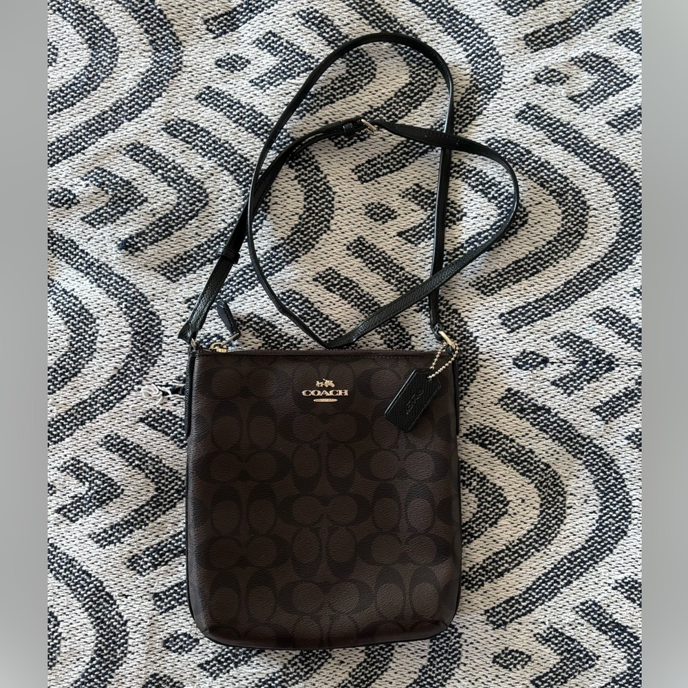 Brown vintage Coach Crossbody